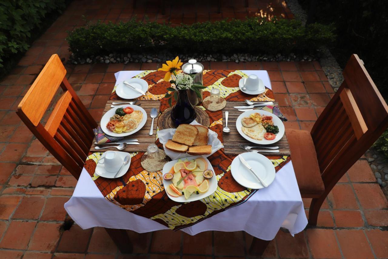 Nkuringo Bwindi Gorilla Lodge מראה חיצוני תמונה