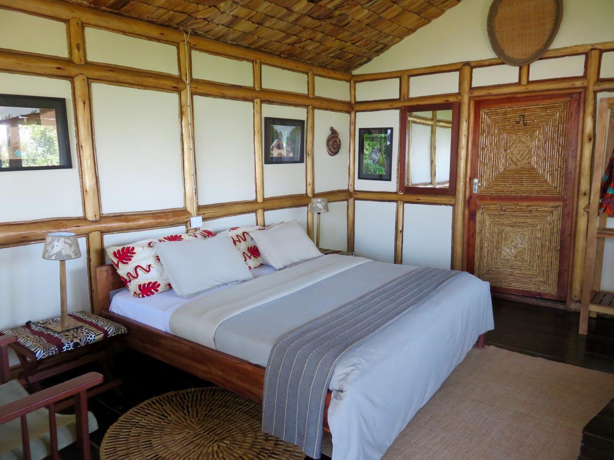Nkuringo Bwindi Gorilla Lodge מראה חיצוני תמונה